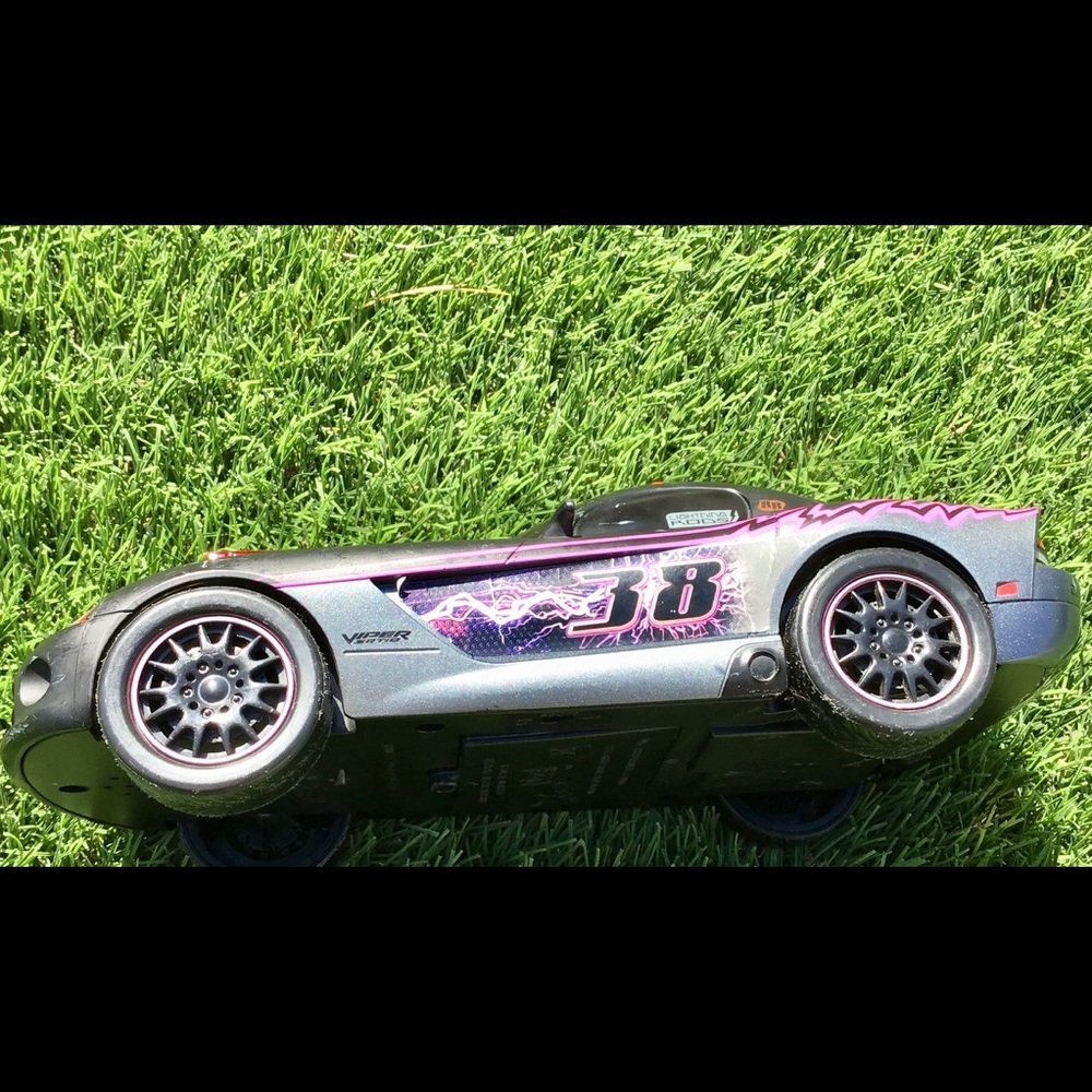 Toy car - Picture 6 of 9